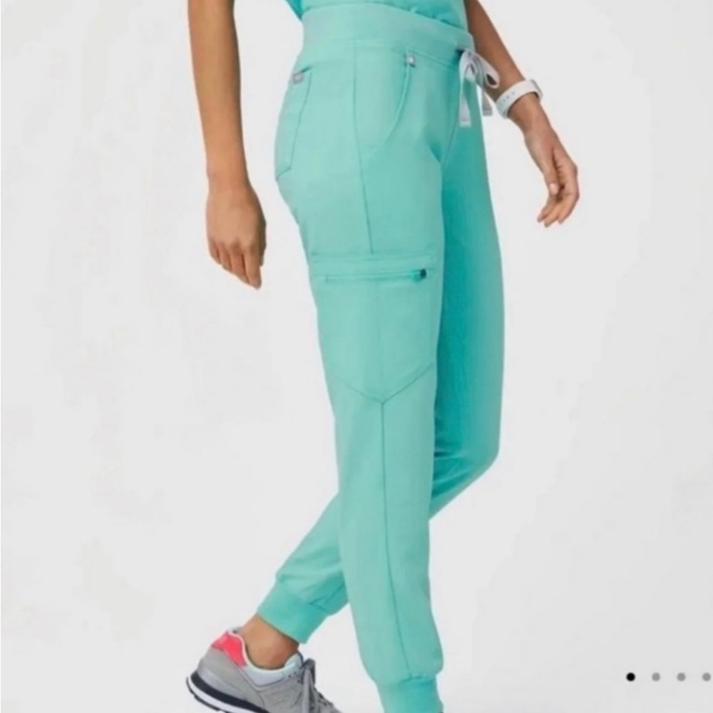 Women’s Figs Fresh Aqua Zamora Large